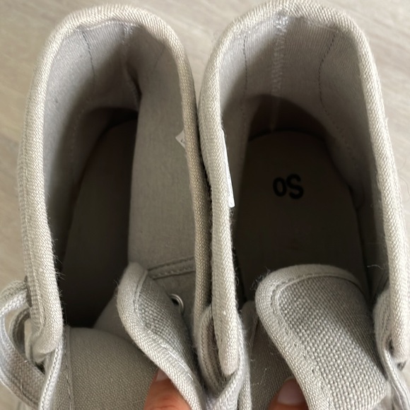 NWOT Canvas ankle Boot/Sneakers - Picture 4 of 5